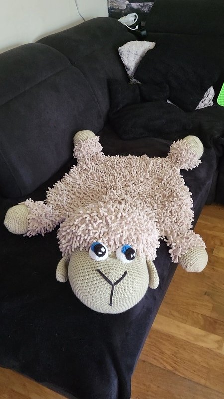 Anleitung Süßes Schaf - Kinderteppich
