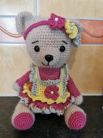 Ein wunderschönes Bärenmädchen ist entstanden, vielen Dank für die tolle Anleitung.