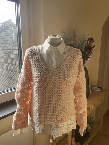 Ich liebe die Anleitungen von Stefanie Bettmann. Habe schon einiges nachgearbeitet und bin immer wieder begeistert. Habe jetzt erst entdeckt, das man die Ergebnisse teilen kann.