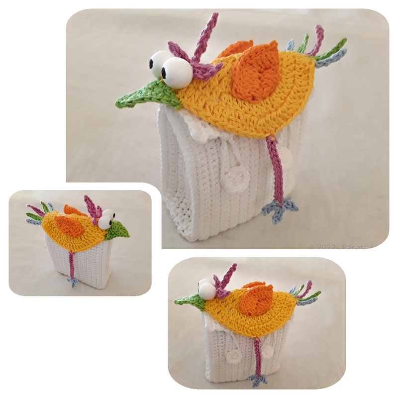 Gift bag Colorful bird - simply from scraps of yarn