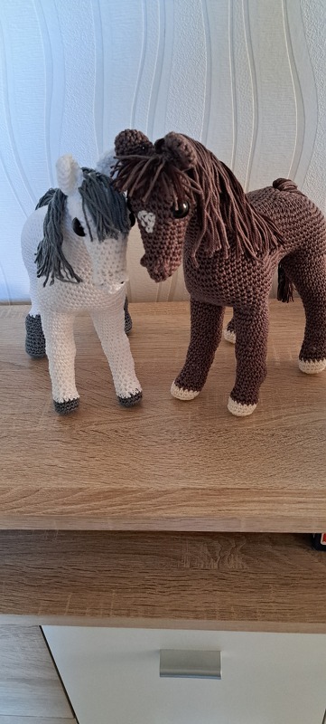 Pferd Stardust - Realistisches Pferd - Amigurumi Häkelanleitung