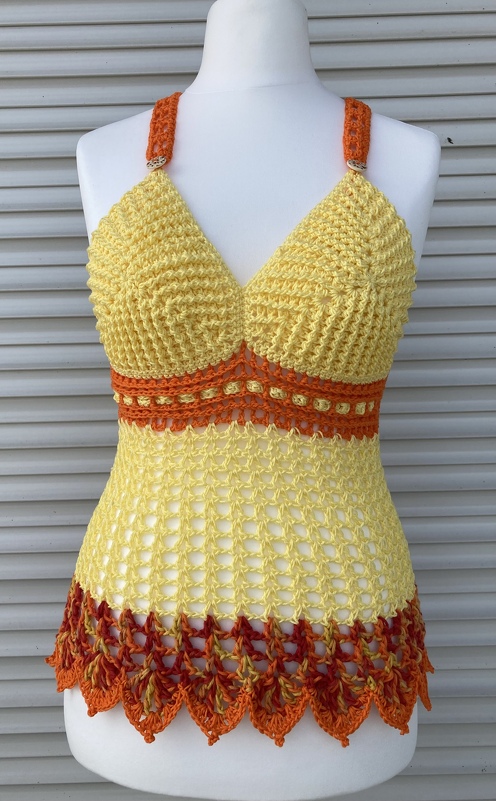 Sommeroberteilchen mit Röckchen