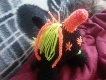 Hat meine Schwiegertochter gemacht und ist Anfänger im Häkeln .Sie fand es schwer erklärt