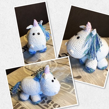 Auf Wunsch habe ich noch ein weiteres Einhorn gehäkelt, hier noch schnell ein Erinnerungsfoto bevor es auszieht:o)