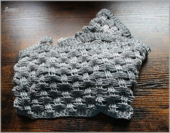 Super einfaches Muster, leicht zu merken und fernsehtauglich.