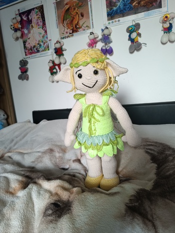 War sehr zufrieden mit der Anleitung hab ihr nur ein Kleidchen und andere Flügel gemacht