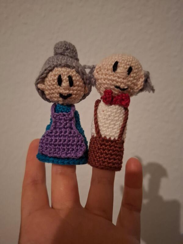 Oma und Opa Fröhlich als Fingerpuppen
