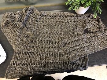 Luftikussi Nummer 1 aus Viskosegarn. Ich liebe diesen Pulli.