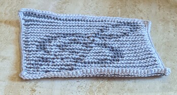 Einfach, anfängerfreundliche Anleitung.
Eigentlich bin ich mehr im Bereich Häkeln unterwegs, aber mit dieser Anleitung war das Stricken kein Problem!
Der nächste Lappen ist schon angenadelt :)!