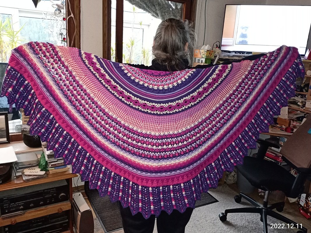 "Mali" - semicircular crochet cloth - pattern