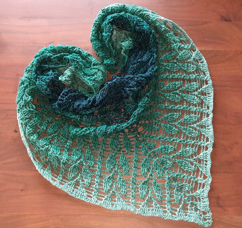 Crochet Pattern Triangular Scarf &quot;Lytaia&quot;