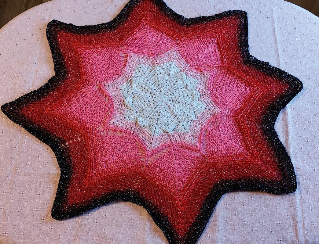 Crochet star Born to shine