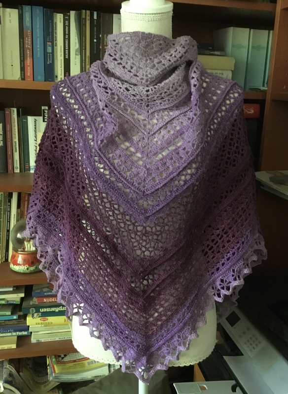 Nudelsalat - Dreieckstuch mit vielen verschiedenen Mustern klassisch&amp;flach