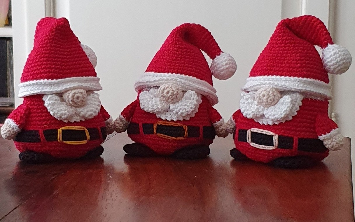 Santa Gnome - Crochet Pattern