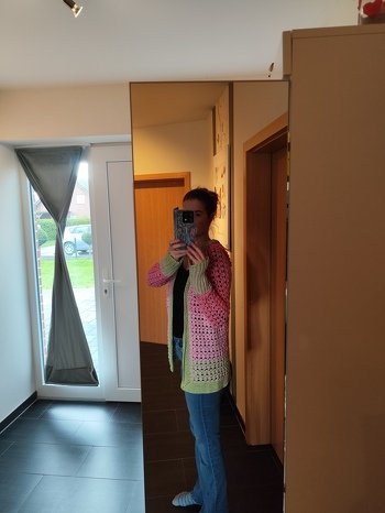 Die Anleitung ist wirklich einfach zu verstehen. Und das Ergebnis ist total toll. Ich liebe meine Jacke ❤️