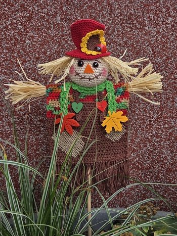 Auch mein 2. Anton ist fertig und schmückt meinen Blumenkübel 😊