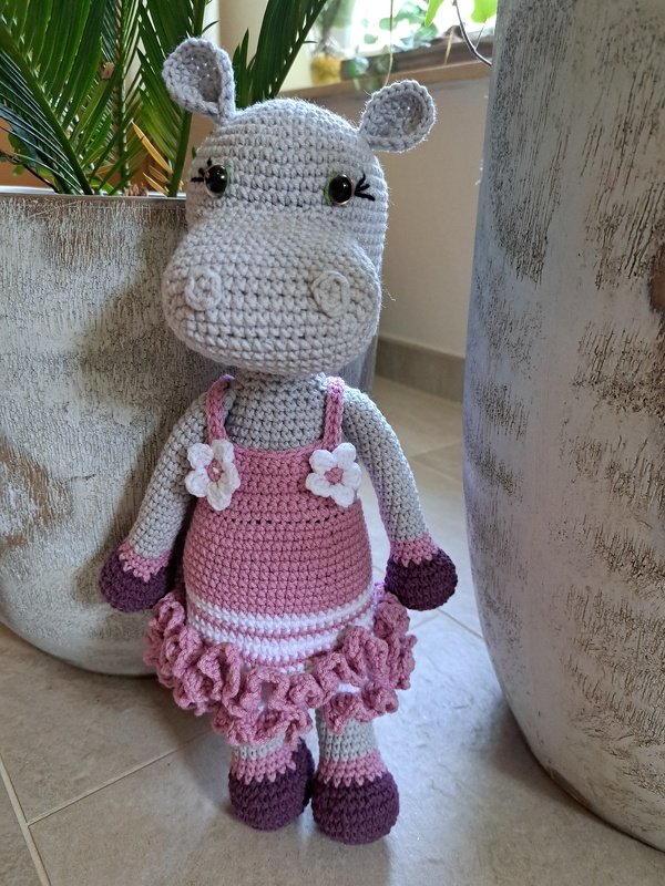 Miss Nelly - Häkelanleitung Nilpferd