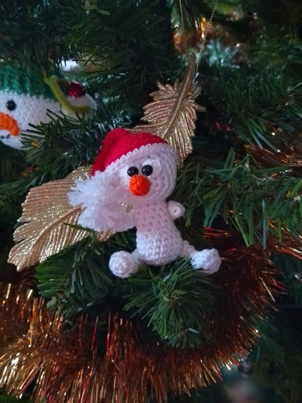 279 Crochet Pattern - Little Snowman with a hat - Amigurumi