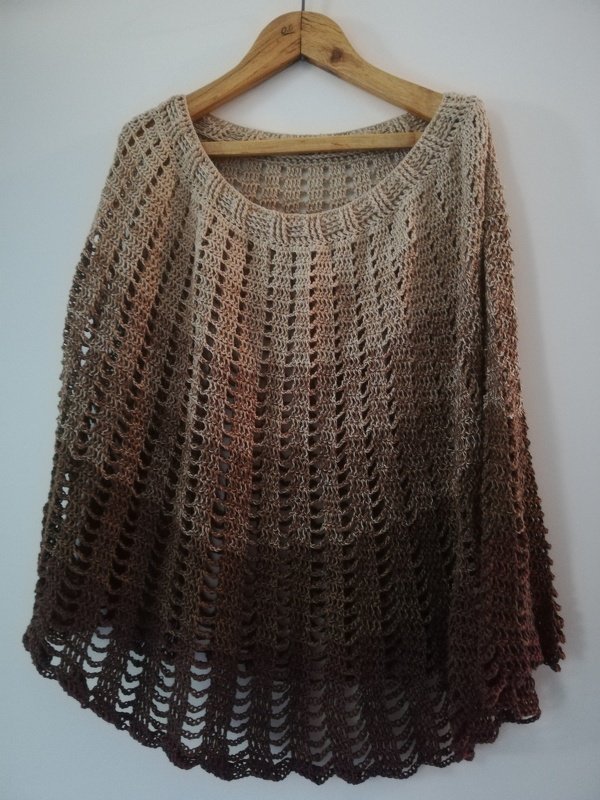 Häkelanleitung - PONCHO CAMPING QUEEN -