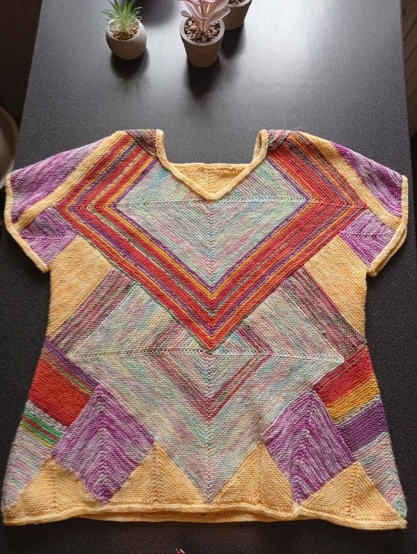 &quot;Karl&quot; the sleeveless V-neck-tunic