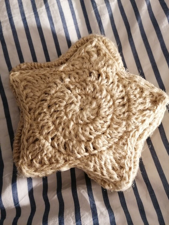 crochet pattern star box - easy and versatile