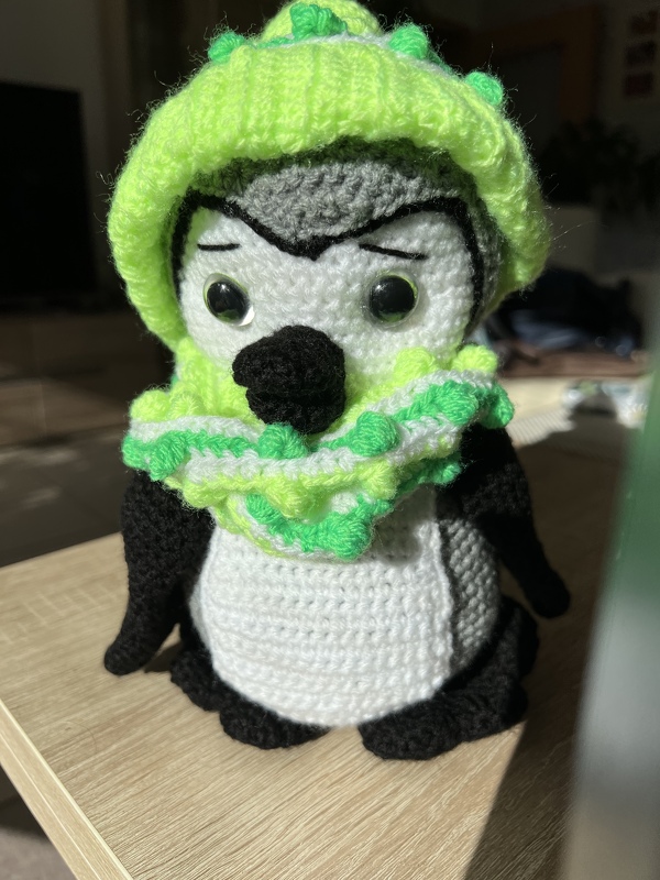 Crochet Pattern " Happy Freddy" the Penguin