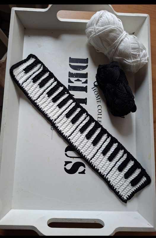 Häkelanleitung Lesezeichen Piano