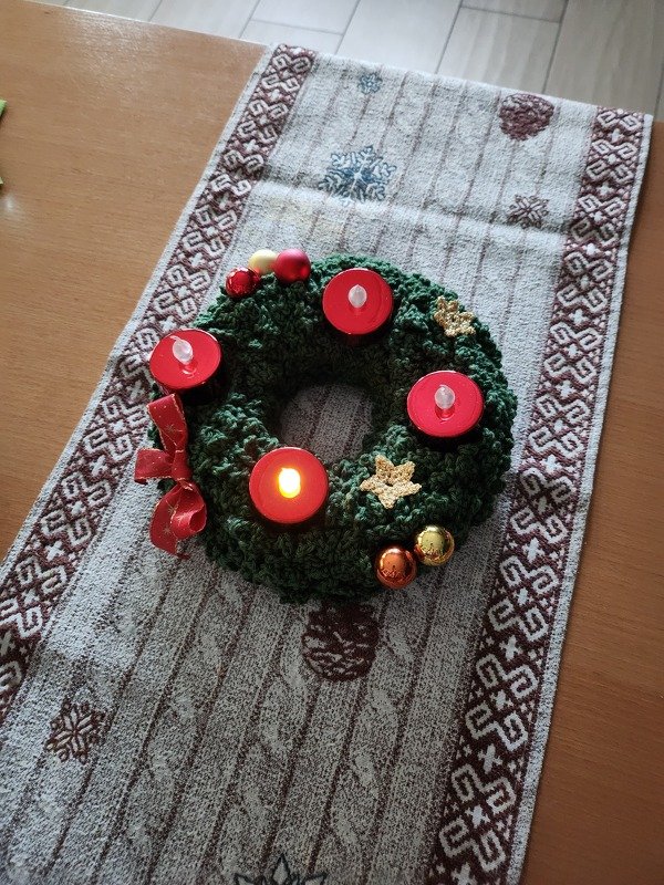 Häkelanleitung Adventskranz