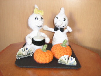 ein Geschenk für einen kleinen Halloweenfan