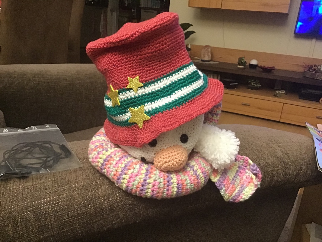 Häkelanleitung / Amigurumi / Schneemann-Tasse