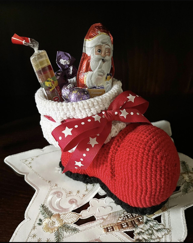 Crochet Pattern &quot; The Santa boot &quot;