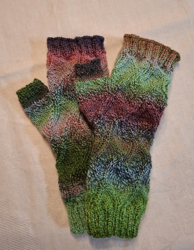 Handstulpen "Nuria" , 3 Größen