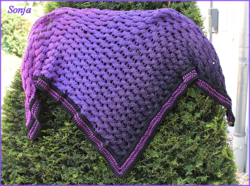 Crochet Pattern Triangular Scarf "Sinope"