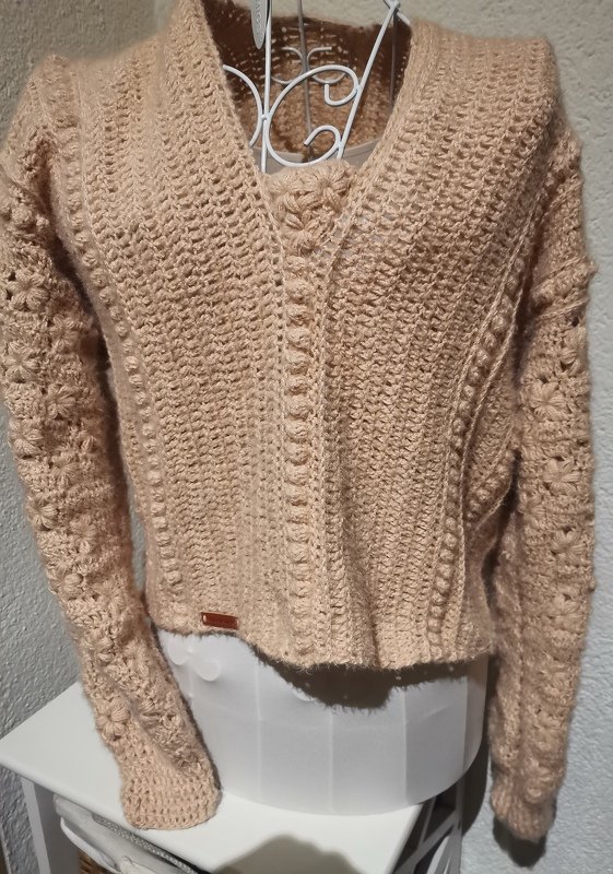 Flora Pulli - Häkelpullover