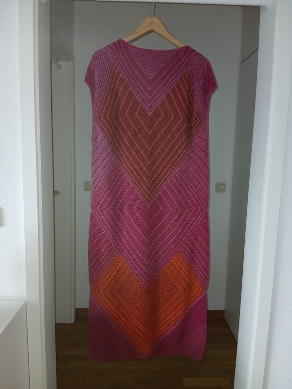 Karlotta, das Pulloverkleid