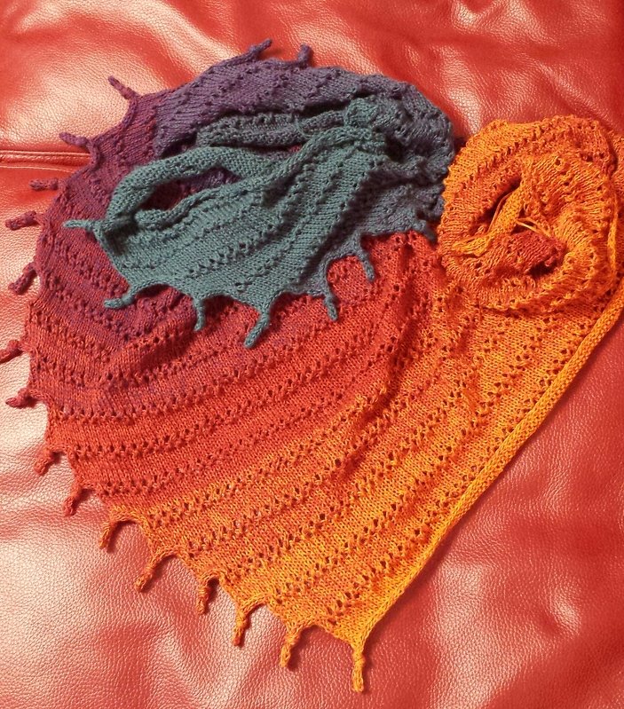 Anleitung zm Stricken Fransentuch Dreieckstuch * Feanor*