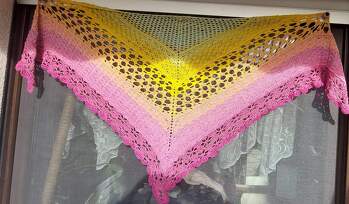 Ganz tolle Anleitung. Sehr leicht nachzuarbeiten.
Vielen Dank liebe Anna-Maria 😘