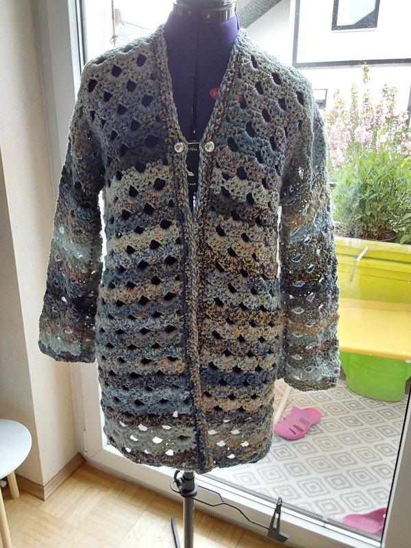 Crocheted AQUARELL Cardigan | with or without hood | seamless