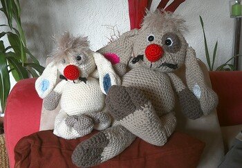 Hallo, habe gleich zwei Klopfer , verschiedene Wolle ,  gemacht. Gruß Traudi