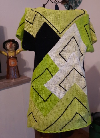 Der Patchy-Pulli von hinten