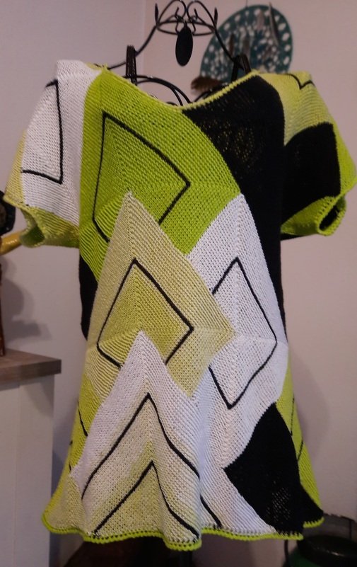 Karl Nr.4, Figurschmeichler in A-Linie