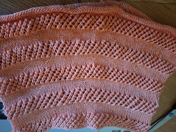 hat sich super gestrickt
ich werde sicher noch einen in einer anderen Farbe stricken