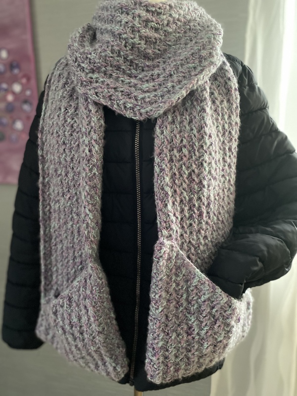 Crochet Pattern Pocket Scarf / Shawl with Pockets Collomano