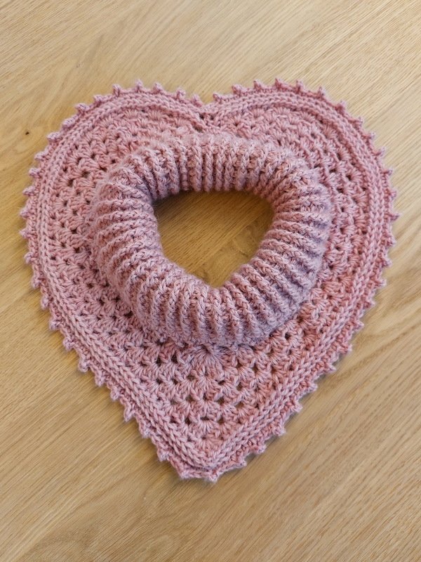 zuckersüßer Herzkragen