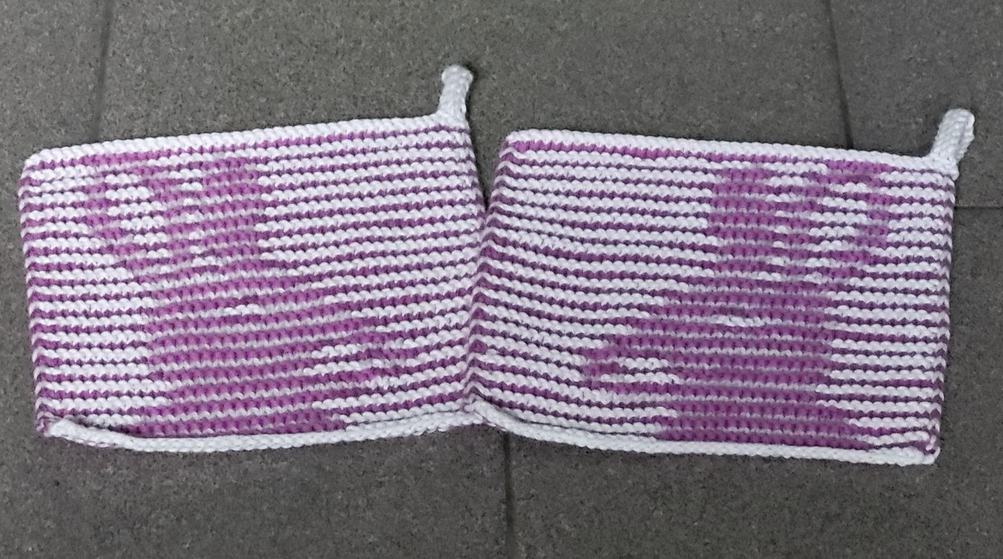 Hasenparade - 1 Motiv, 2 Stricktechniken