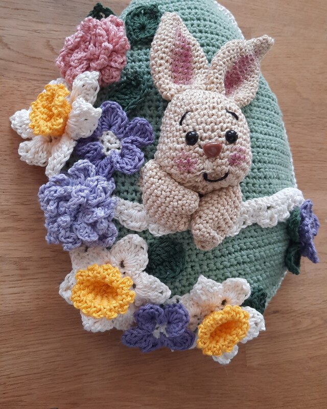 Easter-Egg with a bunny - Crochet pattern