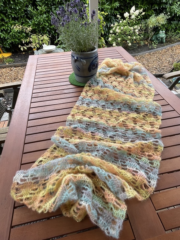Federleichter Mohair-Schal „Sonnengesang“ - Häkelanleitung