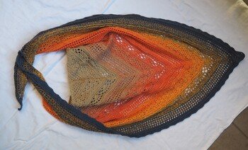 Schönes Muster und hat viel Spaß gemacht zum nachhäkeln.