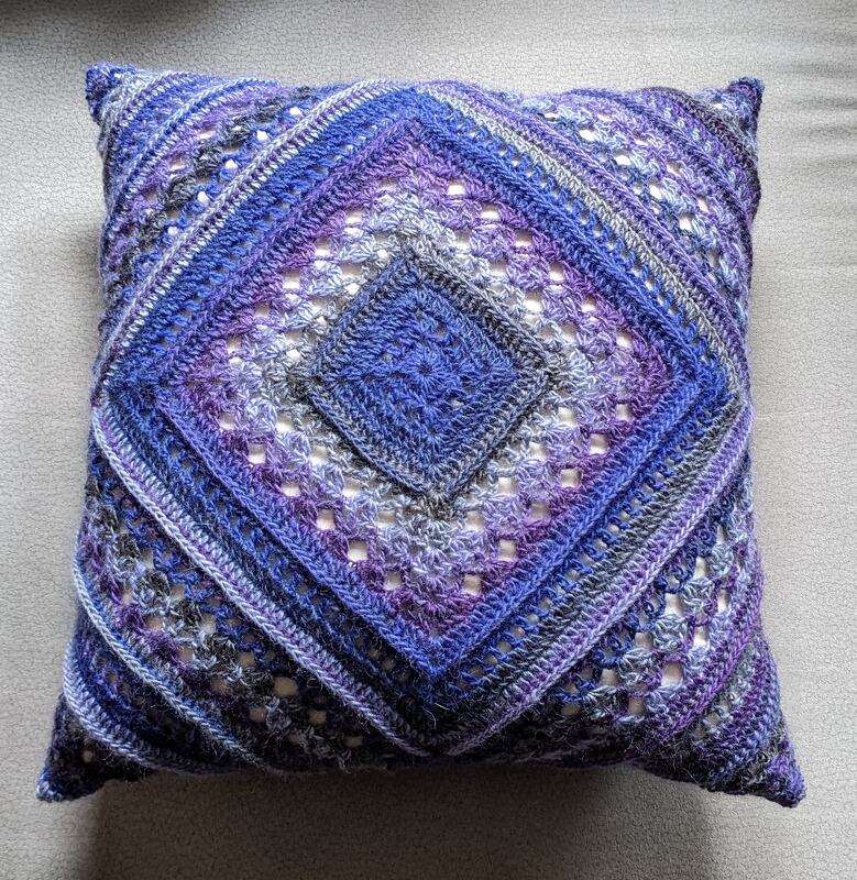 Crochet pattern Neliö