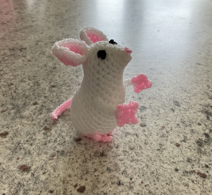Small Mouse. Crochet pattern